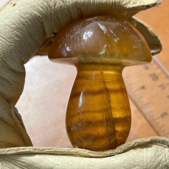 Fluorite Mushroom 🍄HP🍄💛 - Picture 8 of 17